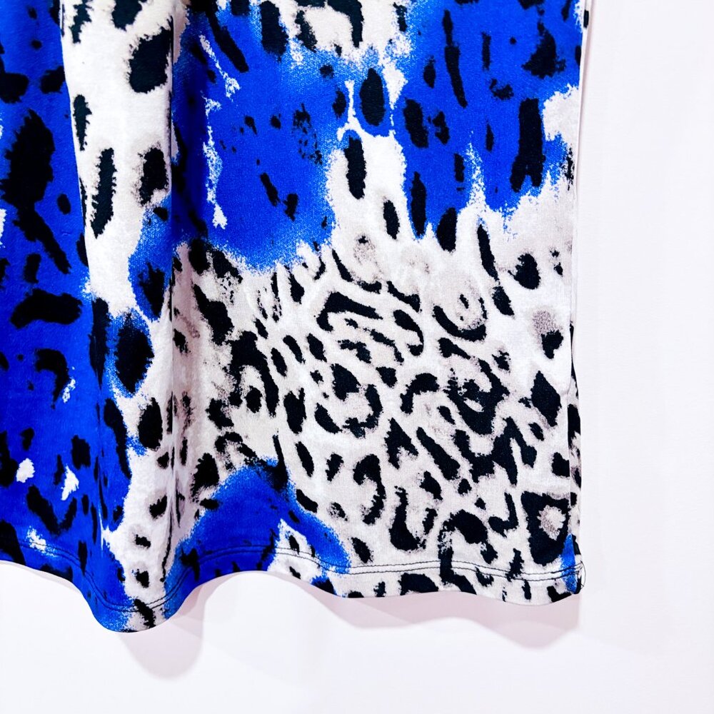 CLASSIC EDITIONS Blue &‎ beige animal print t-shirt | Everyday top | Medium - Picture 4 of 6
